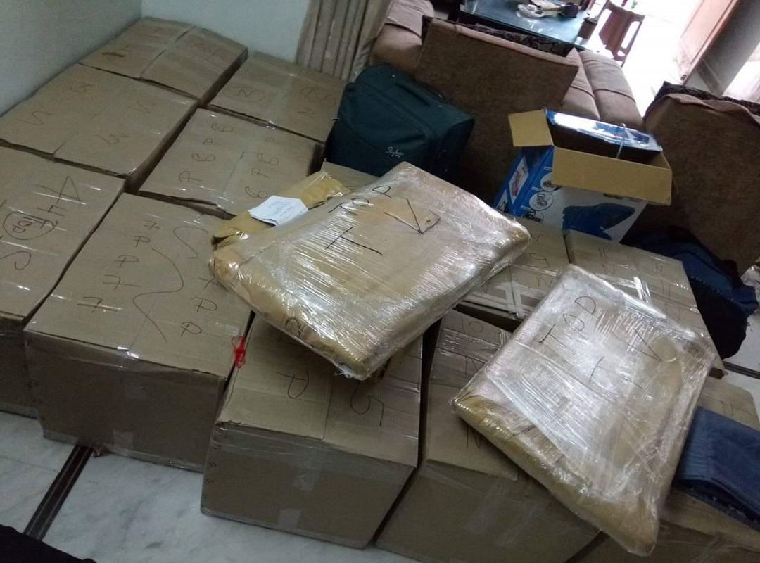 Packing kitchen utensils and appliances
